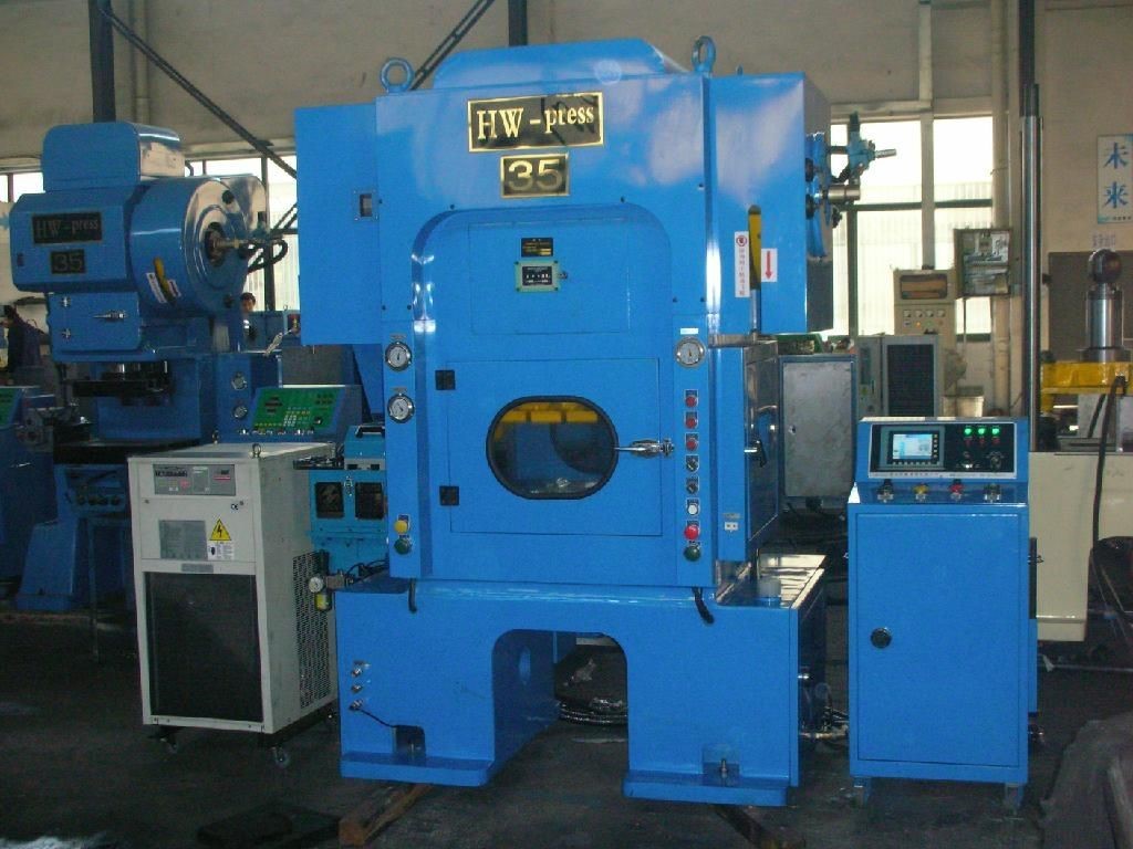 Application of VEICHI AC80C in Punch Press Machine