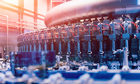 The automatic liquid filling machine system solution of VEICHI